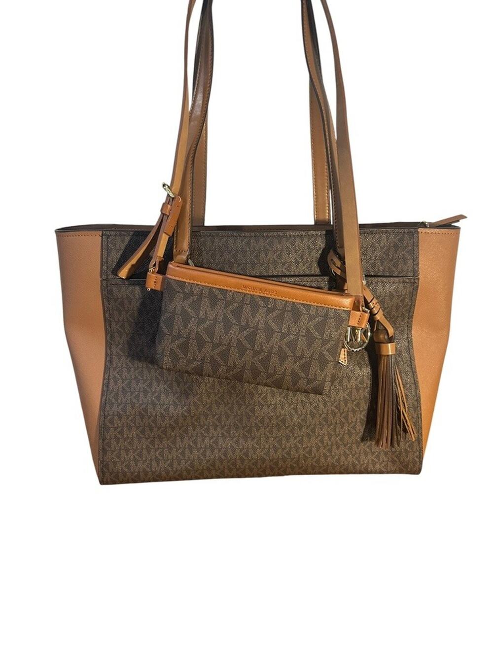 MICHAEL KORS SULLIVAN TOTE (15675)